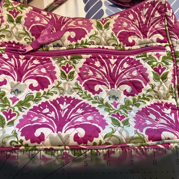 Vera Bradley Retired Crossbody Purse EUC - Picture 4 of 8